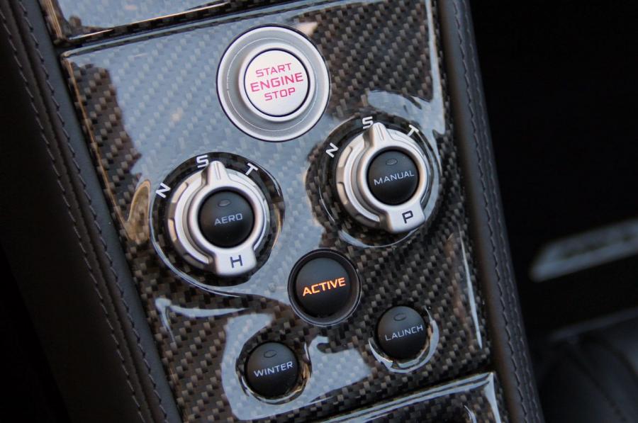  McLaren MP4-12C Spyder 2012 года  (фото 169 из 270)
